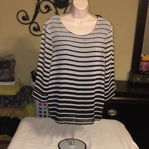 Forever21 black and white stripe large Top
